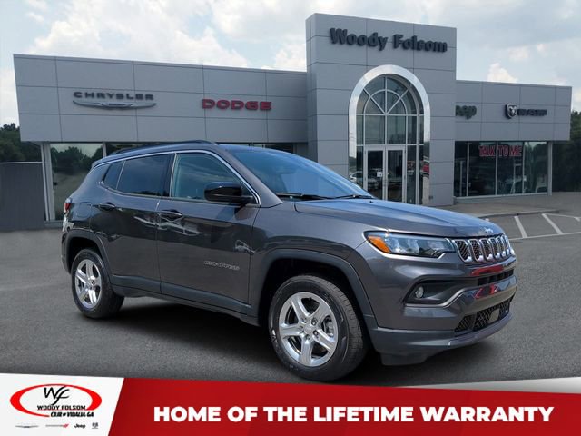 New 2023 Jeep Compass Latitude w/ Convenience Group