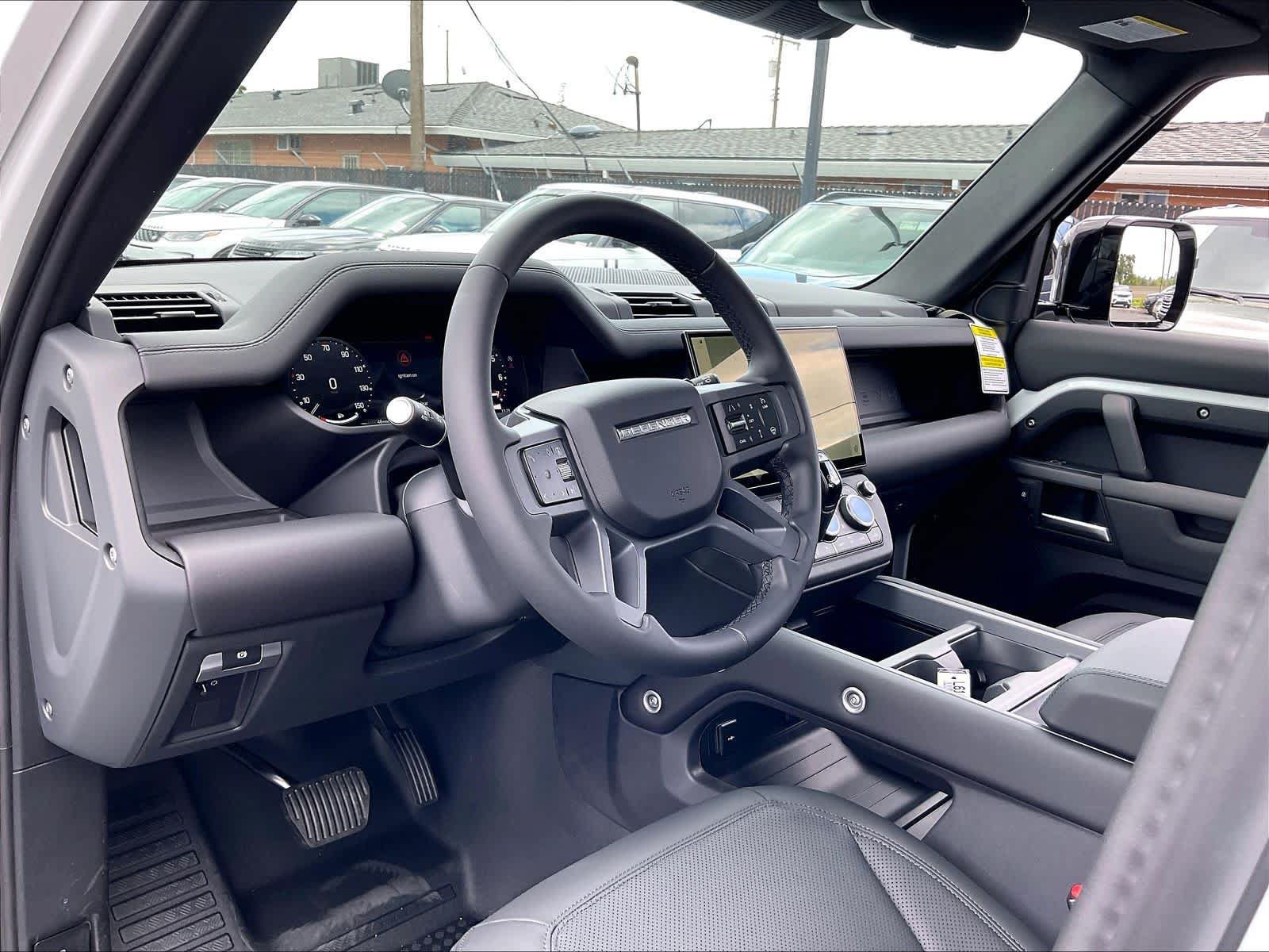 New 2026 Land Rover Defender 110 X-Dynamic SE AWD/4WD image 8