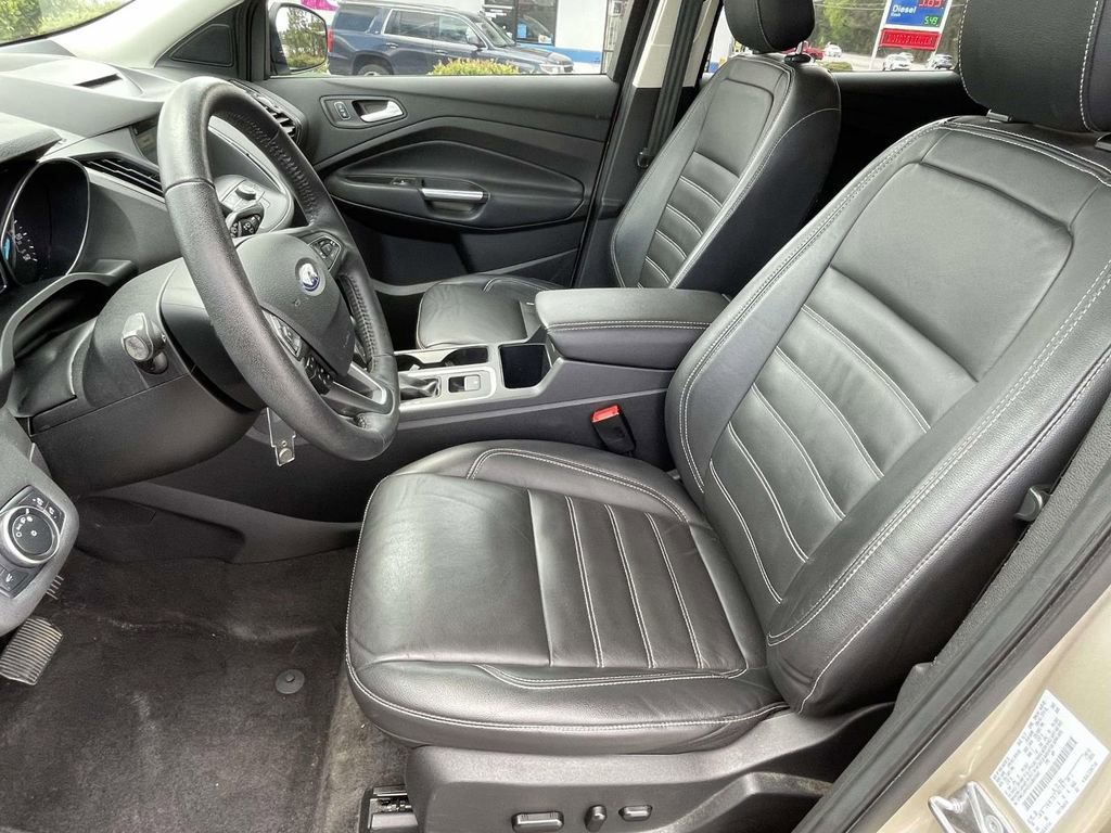 Used 2018 Ford Escape SEL image 14