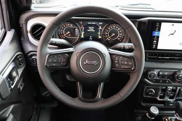 New 2025 Jeep Gladiator Sport image 17