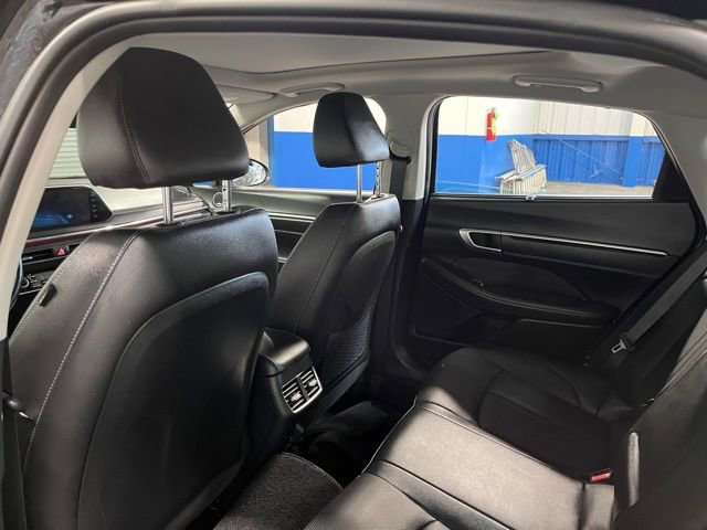 Used 2023 Hyundai Sonata Limited image 18