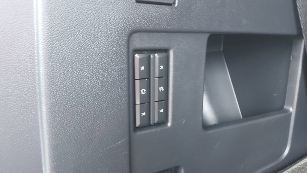 Used 2024 Lincoln Navigator Black Label image 27