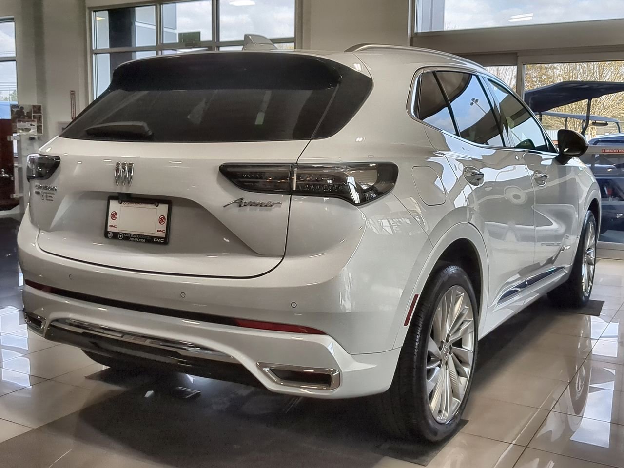 Used 2025 Buick Envision Avenir AWD/4WD image 8