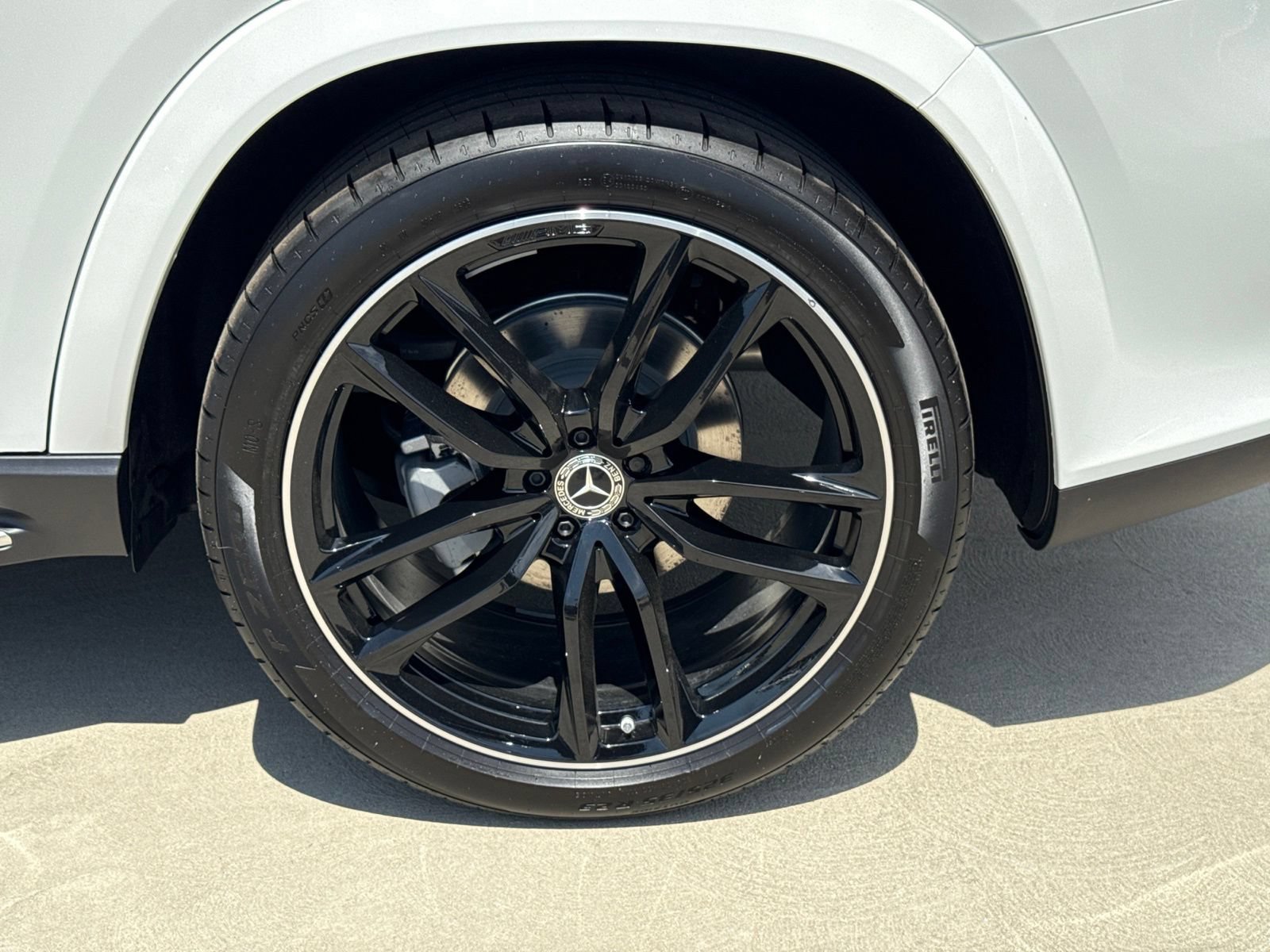 New 2026 Mercedes-Benz GLS 450 4MATIC image 16