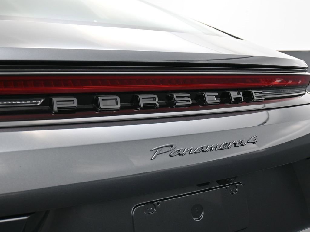 New 2026 Porsche Panamera 4 image 14