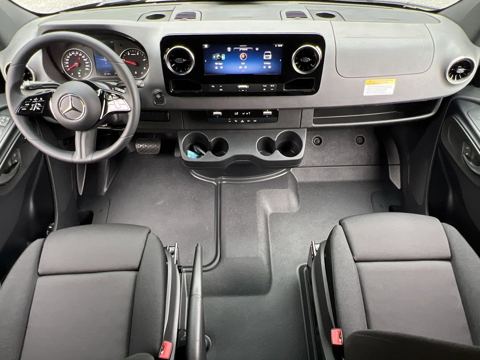 New 2025 Mercedes-Benz Sprinter 2500 image 21