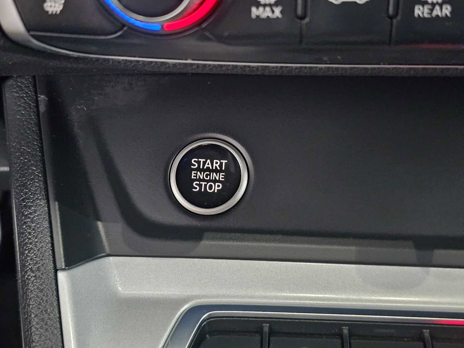 Used 2021 Audi Q3 2.0T Premium w/ Convenience Package AWD/4WD image 30