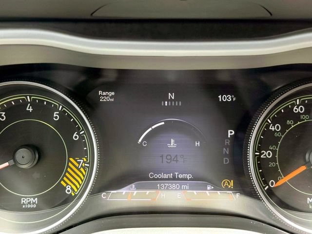 Used 2015 Jeep Cherokee Trailhawk w/ Cold Weather Group AWD/4WD image 22