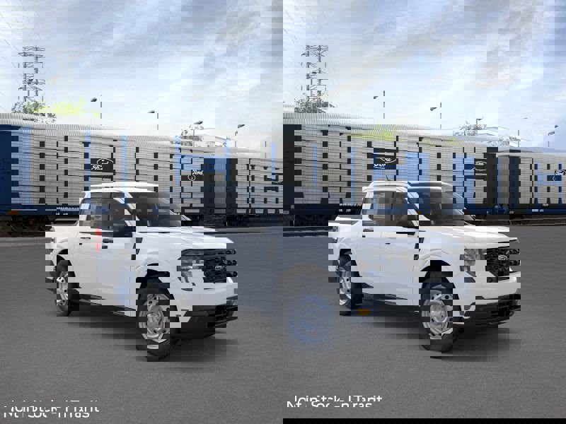 New 2026 Ford Maverick XL image 7