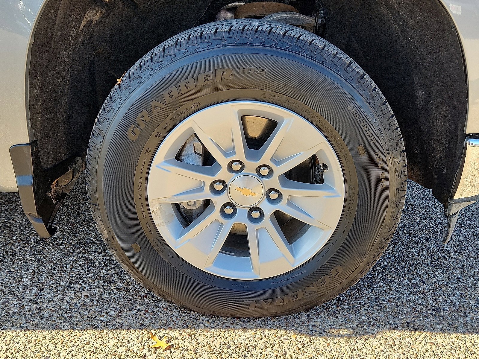 Used 2025 Chevrolet Silverado 1500 LT image 7