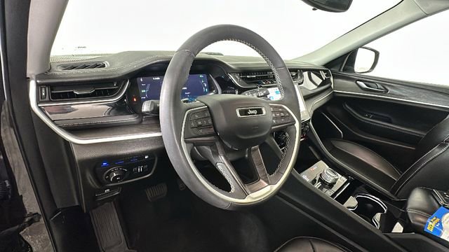 Used 2023 Jeep Grand Cherokee 4WD 4xe image 14