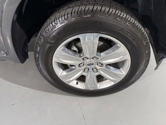 Used 2020 Ford F150 Platinum w/ Equipment Group 701A Luxury AWD/4WD image 14