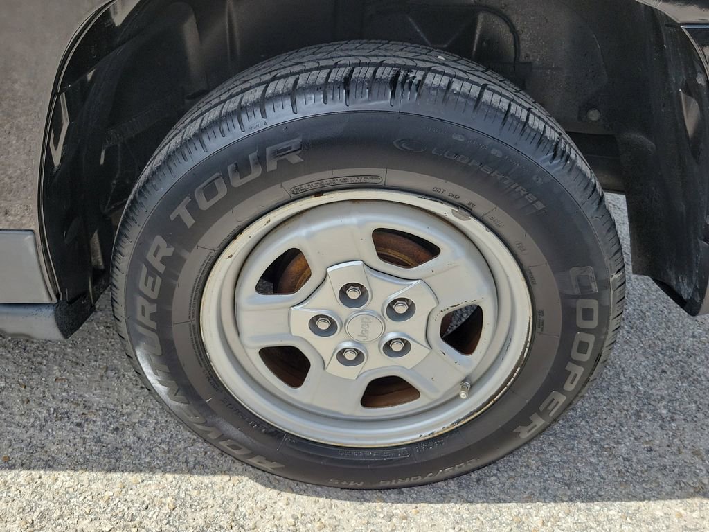 Used 2012 Jeep Patriot Sport image 8