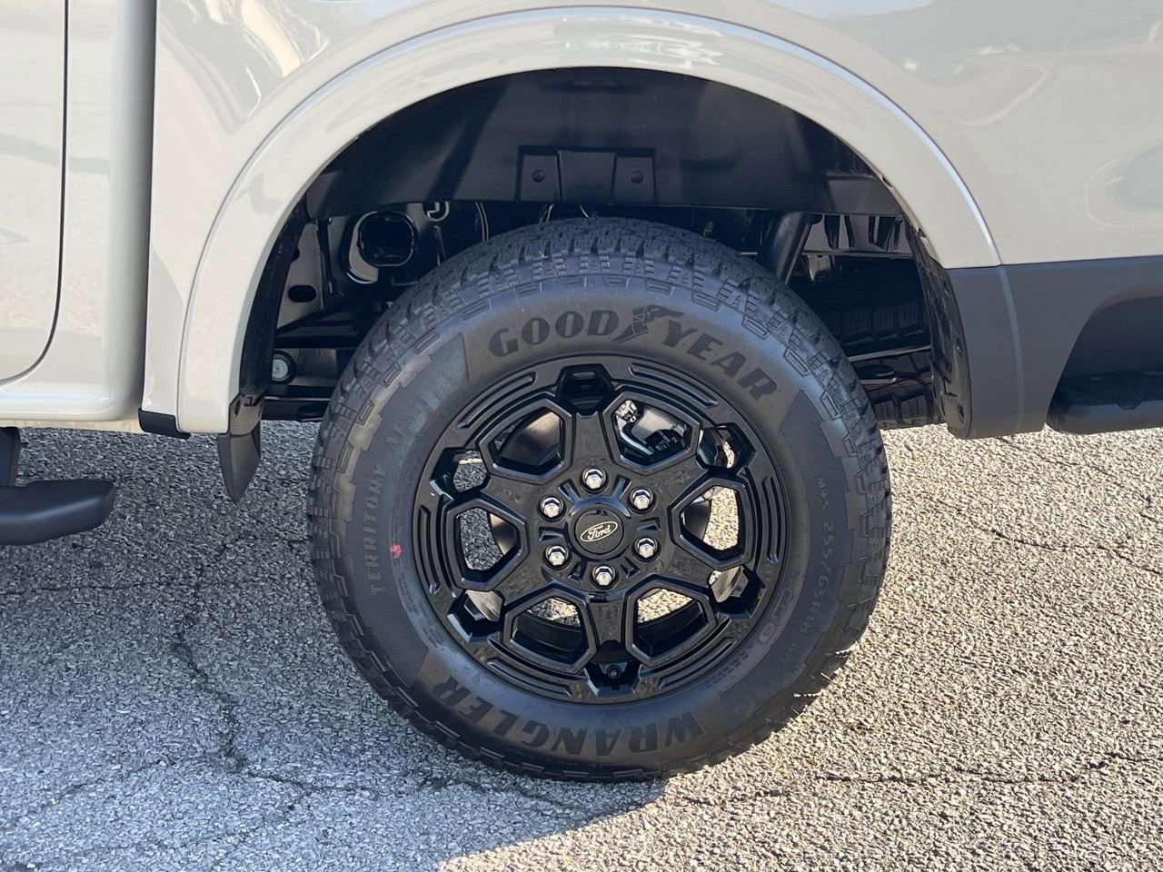 New 2025 Ford Ranger XLT w/ Equipment Group 301A High image 27