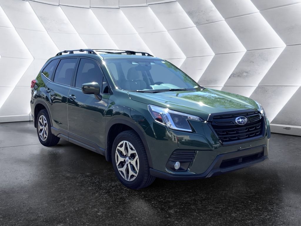 Used 2022 Subaru Forester Premium w/ Popular Package #1 AWD/4WD image 1