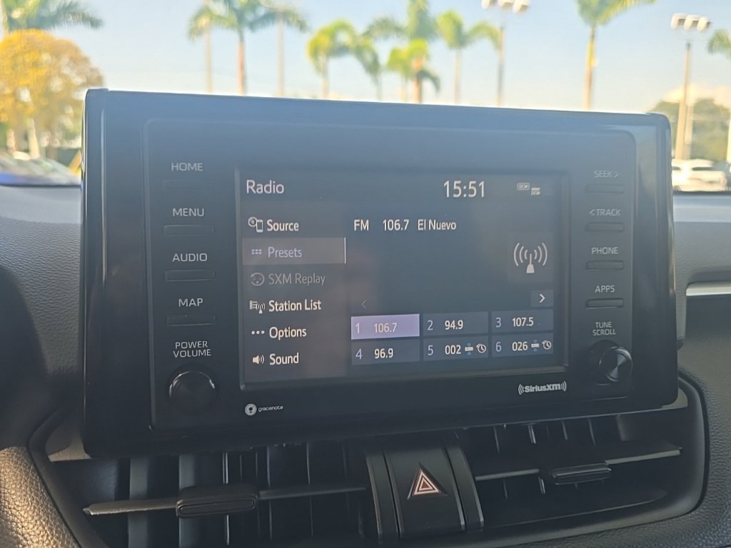 Used 2020 Toyota RAV4 XLE FWD image 22