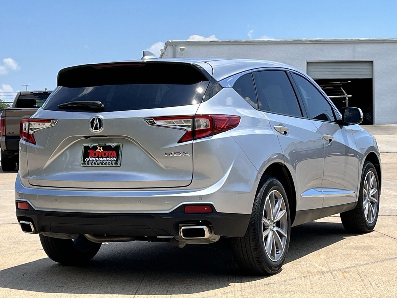 Used 2023 Acura RDX FWD w/ Technology Package image 4