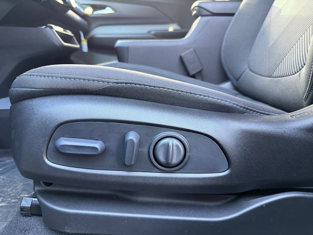 New 2027 Chevrolet Bolt LT image 10