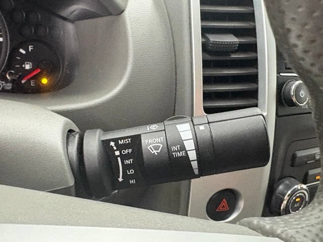 Used 2015 Nissan Frontier SV RWD image 18