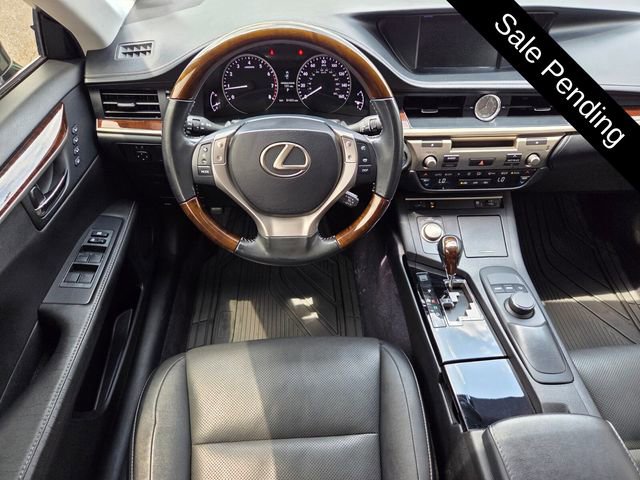 Used 2015 Lexus ES 350 w/ Premium Package FWD image 14