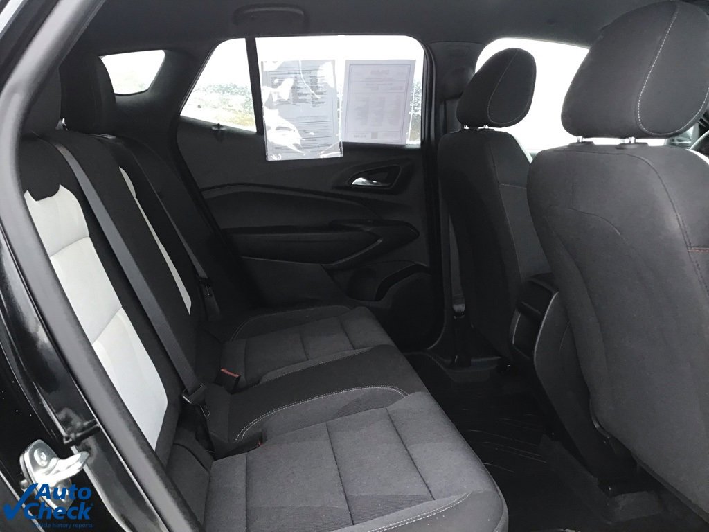 Used 2024 Chevrolet Trax RS w/ Driver Confidence Package image 15