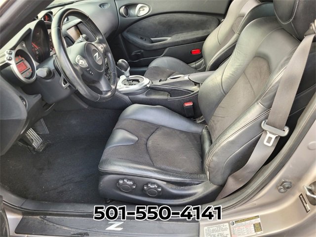 Used 2009 Nissan 370Z Touring image 9