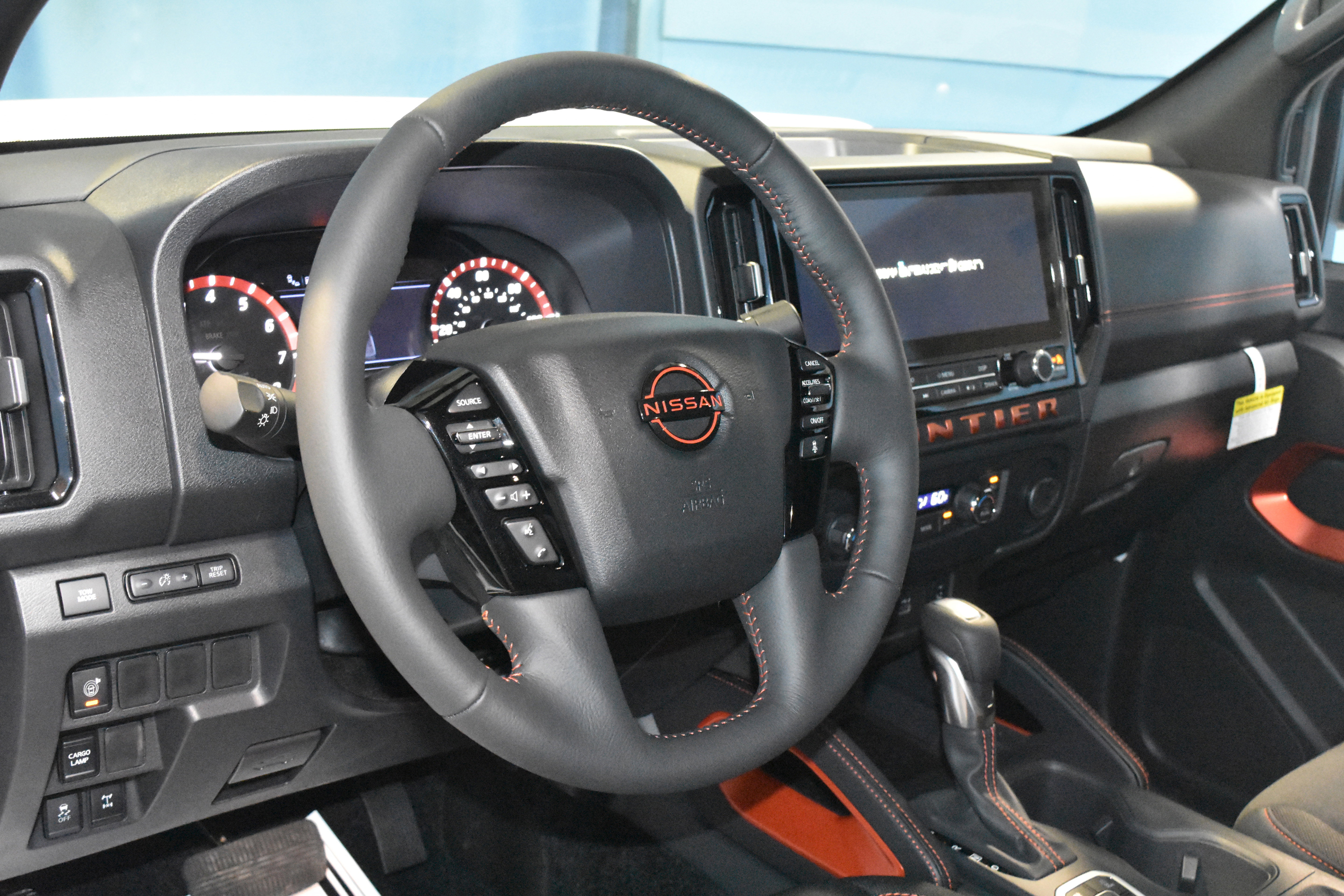 New 2026 Nissan Frontier PRO-4X AWD/4WD image 2