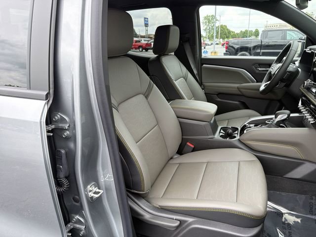 New 2026 Chevrolet Colorado ZR2 w/ Technology Package AWD/4WD image 18