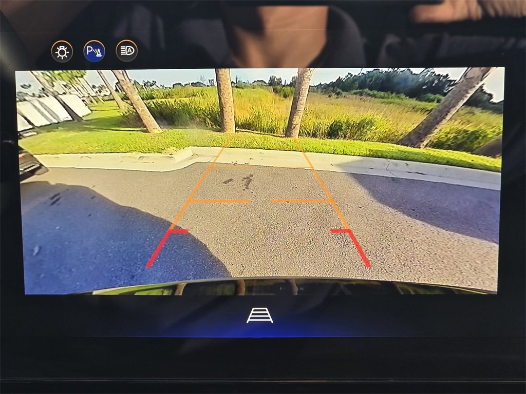 Certified 2025 Chevrolet Equinox LT image 92