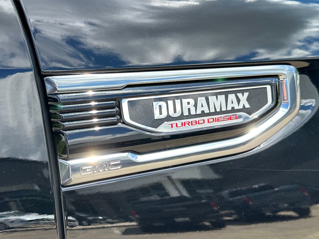 Used 2025 GMC Sierra 1500 AT4 w/ Technology Package AWD/4WD image 44