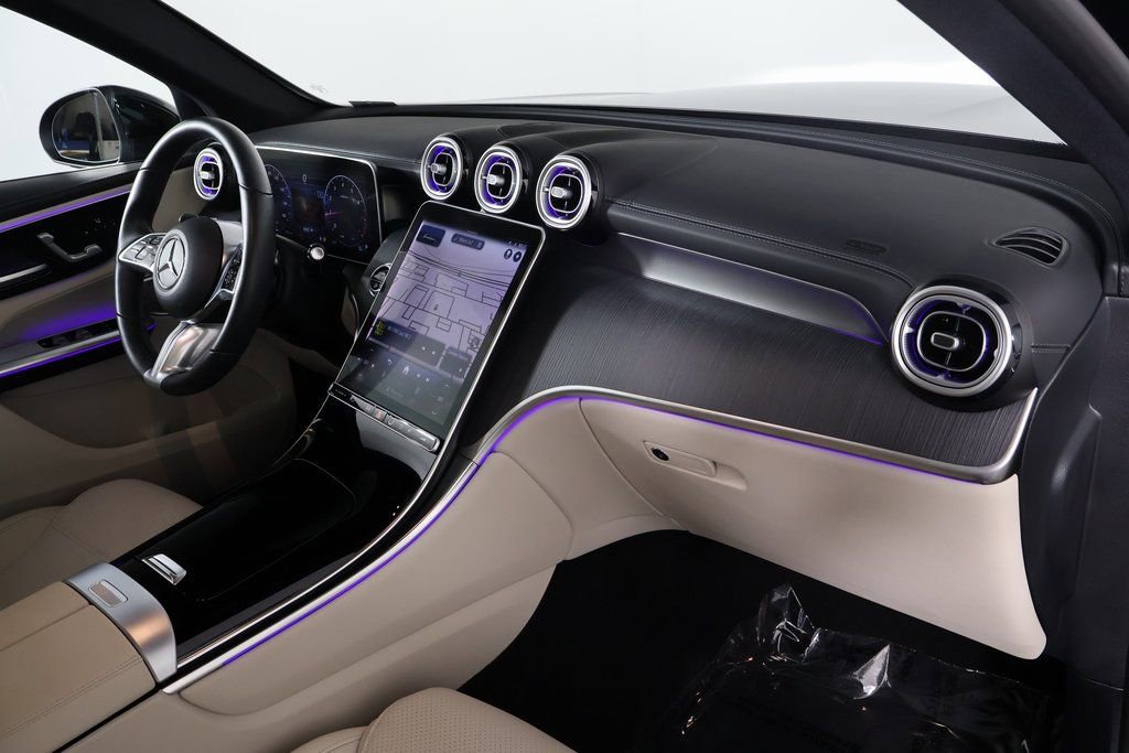 Certified 2023 Mercedes-Benz GLC 300 image 9