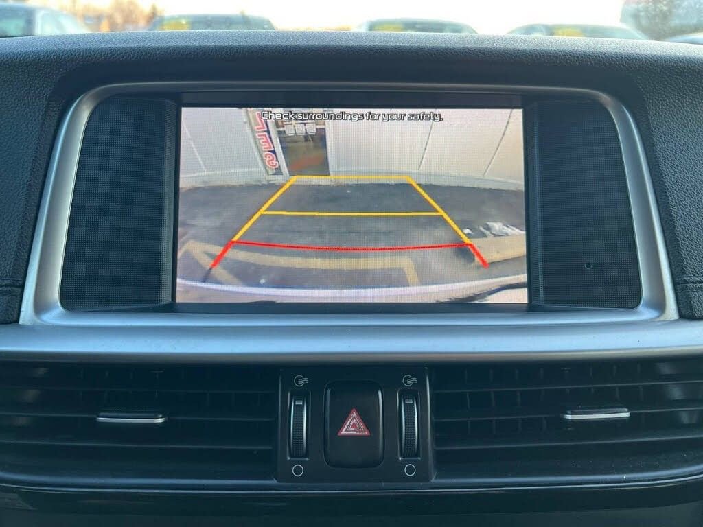 Used 2020 Kia Optima LX image 22