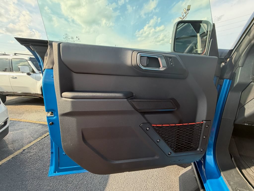 Used 2025 Ford Bronco Raptor AWD/4WD image 9