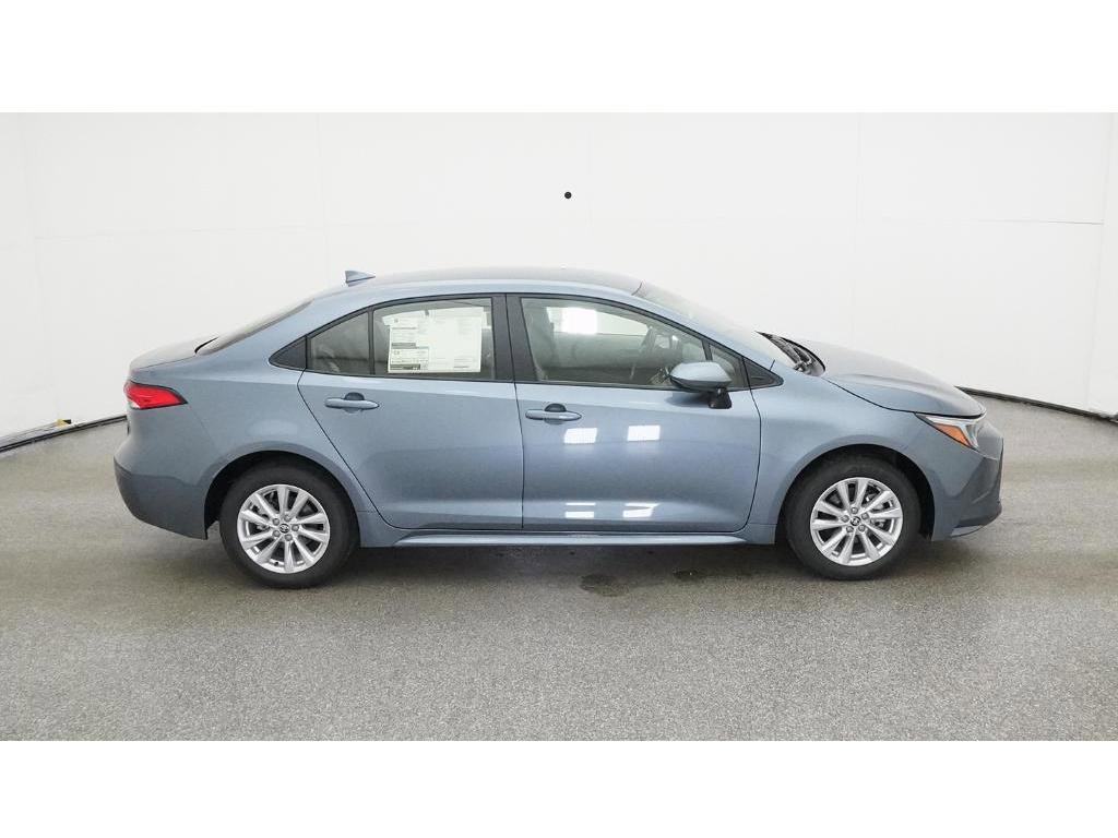 New 2025 Toyota Corolla LE image 11