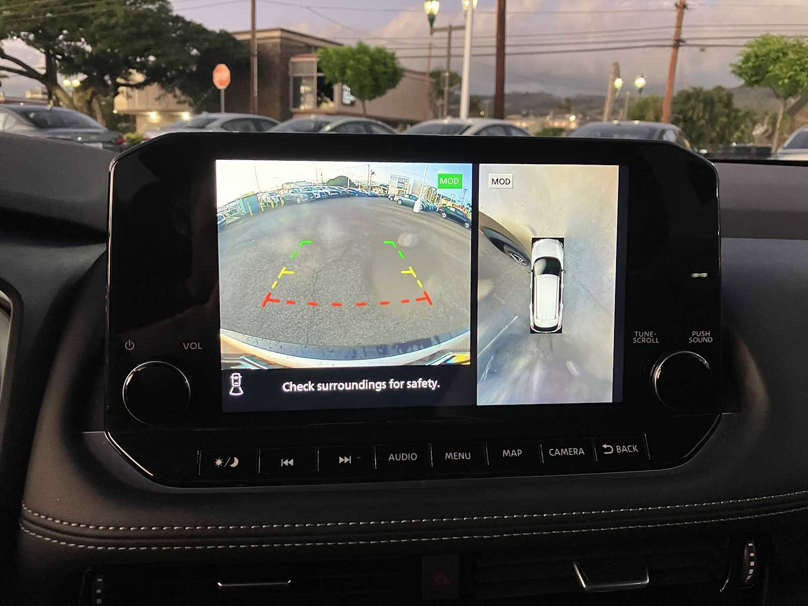 Used 2021 Nissan Rogue Platinum image 7