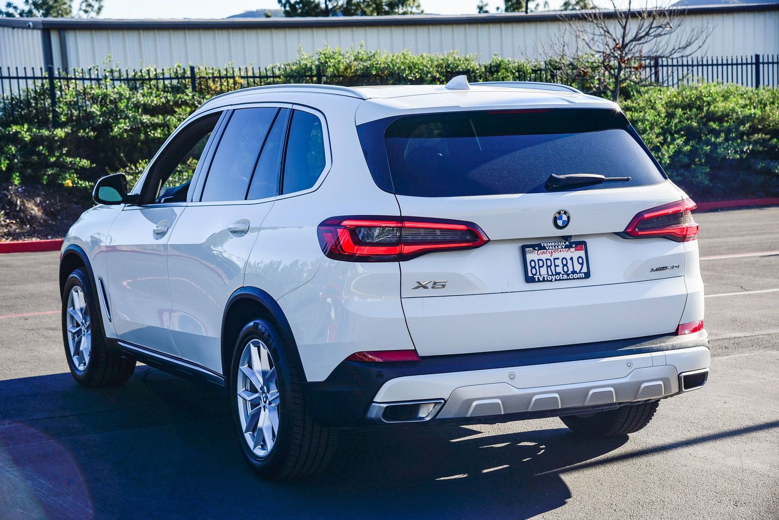 Used 2020 BMW X5 xDrive40i w/ Premium Package image 5