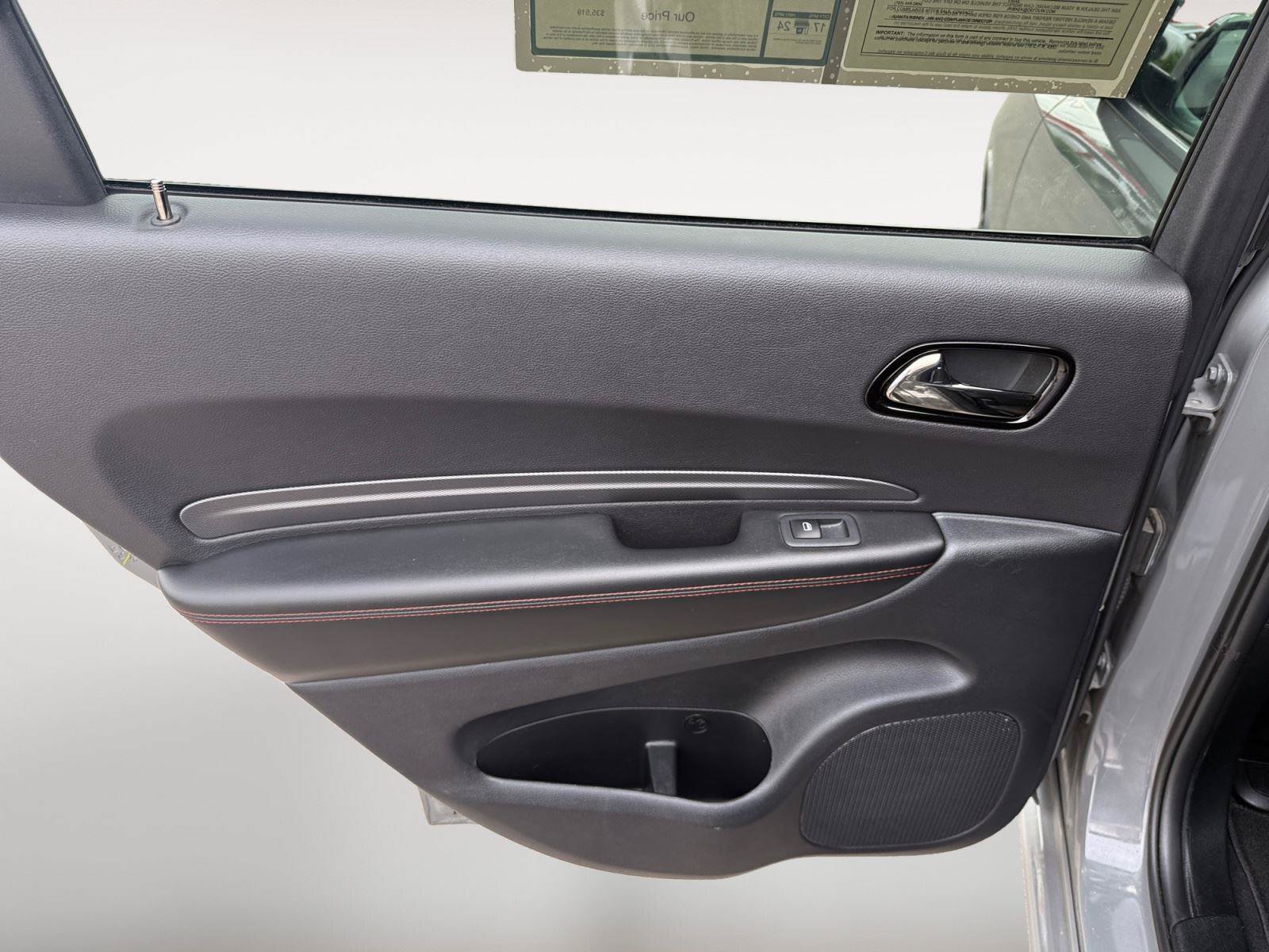 Used 2025 Dodge Durango GT AWD/4WD image 18