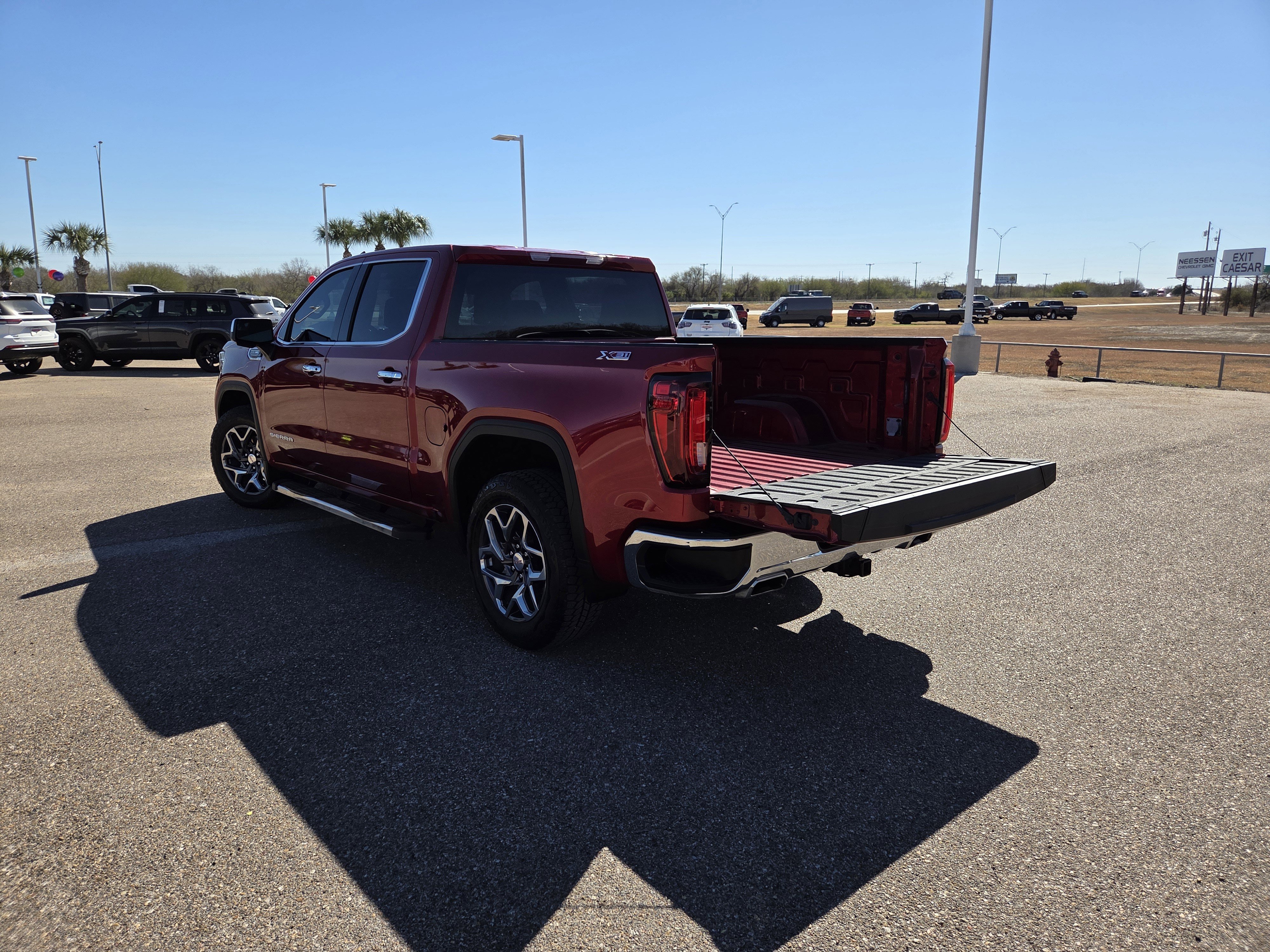 Used 2024 GMC Sierra 1500 SLT w/ X31 Off-Road Package image 26