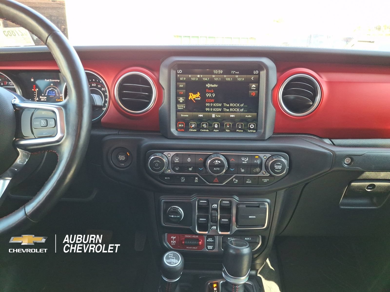 Used 2020 Jeep Gladiator Rubicon AWD/4WD image 11