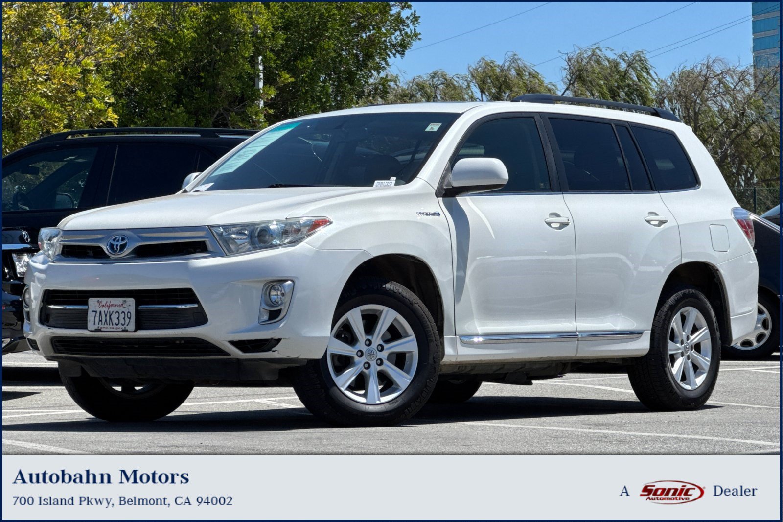 Used 2013 Toyota Highlander 4WD Hybrid w/ Leather Premium Pkg image 1