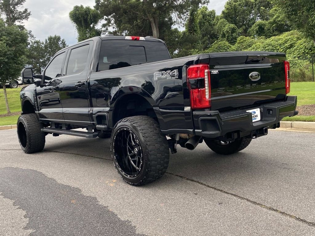 Used 2024 Ford F250 XLT w/ Black Appearance Package AWD/4WD image 6