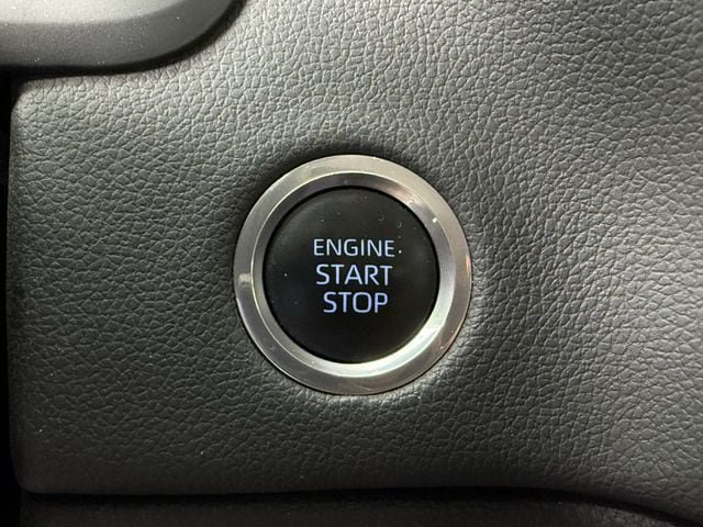 Used 2024 Toyota Tundra Limited w/ Power Package AWD/4WD image 26