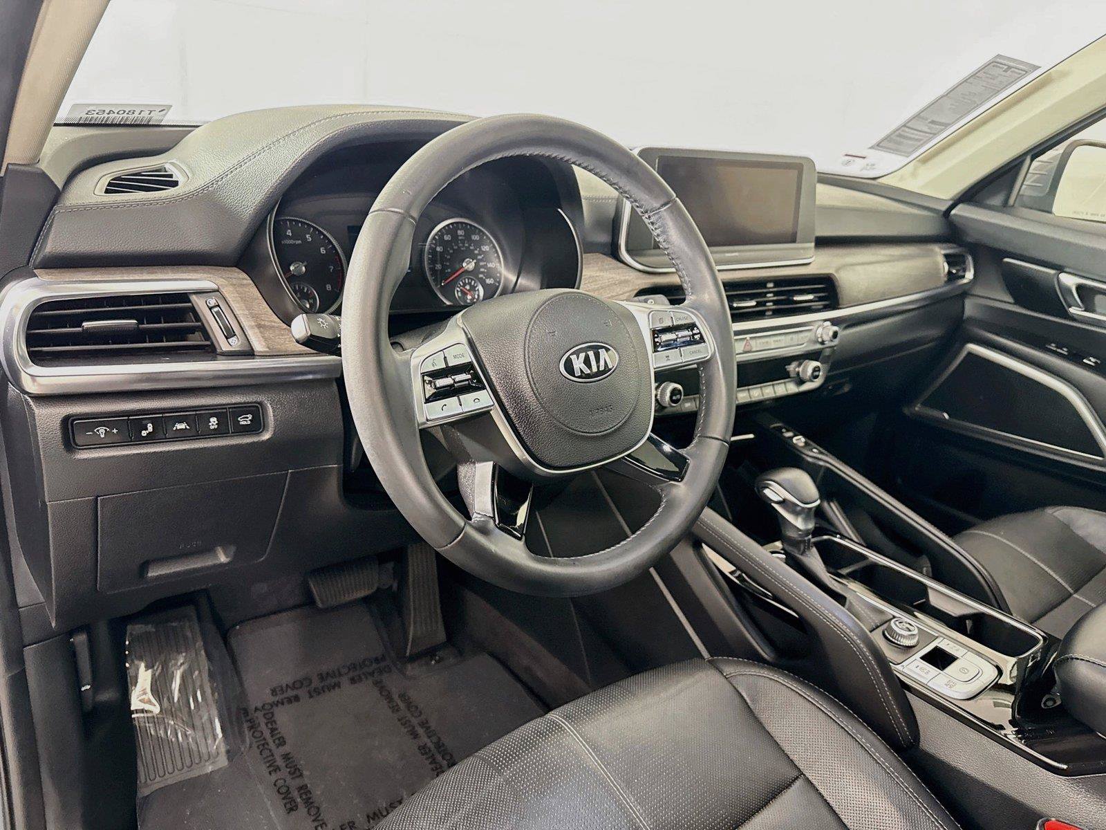 Used 2021 Kia Telluride EX w/ EX Premium Package FWD image 4