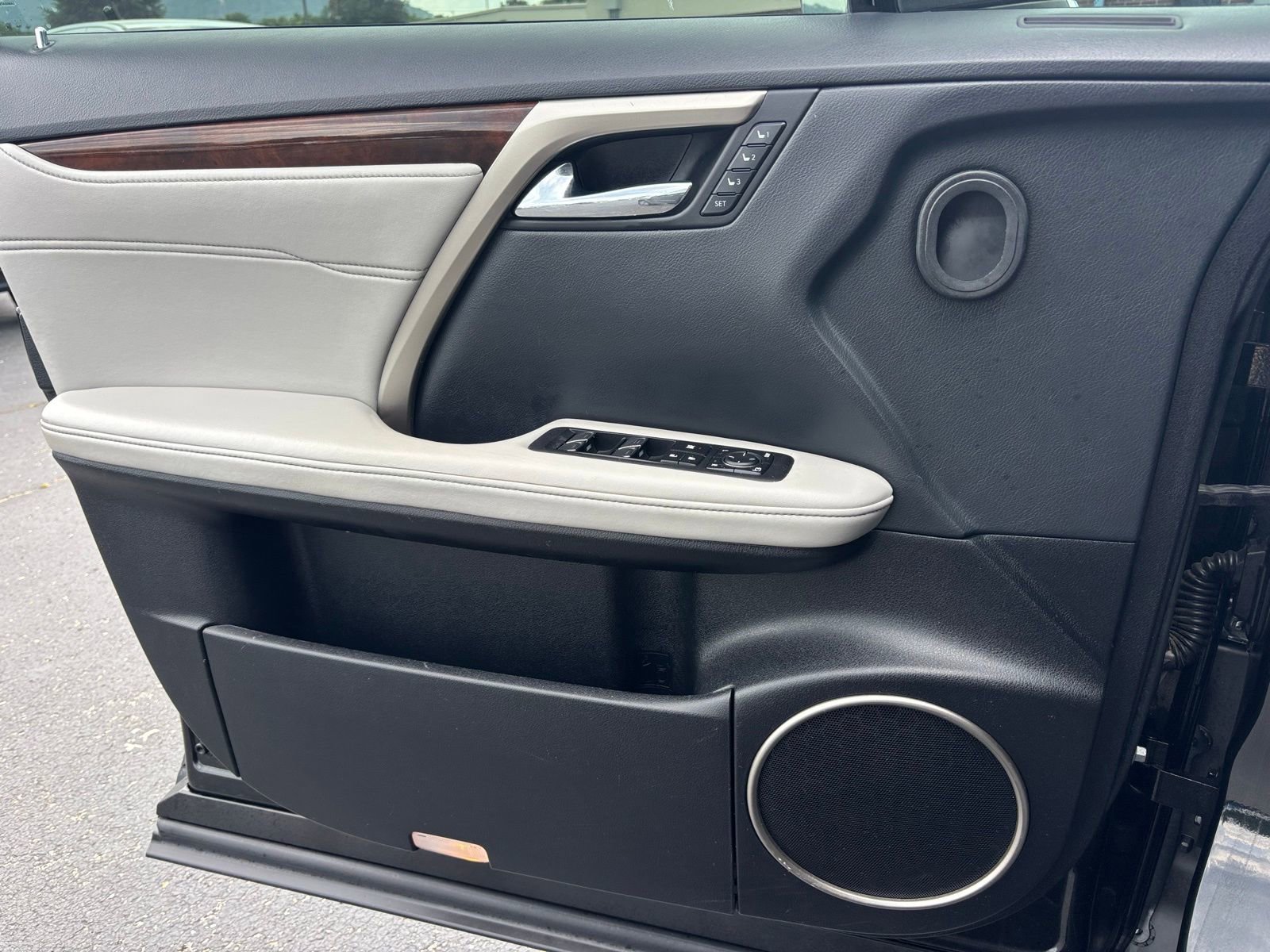 Used 2019 Lexus RX 350 AWD w/ Navigation Package image 15
