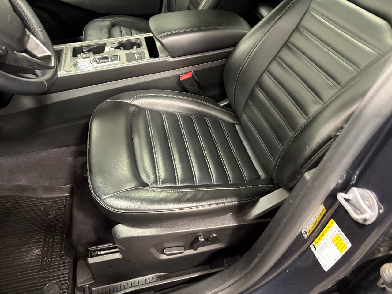 Used 2024 Ford Edge SEL w/ Convenience Package AWD/4WD image 24