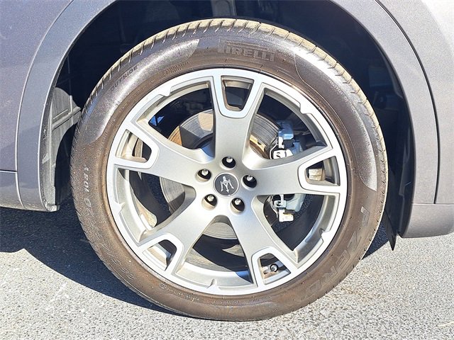 Used 2023 Maserati Levante GT image 7