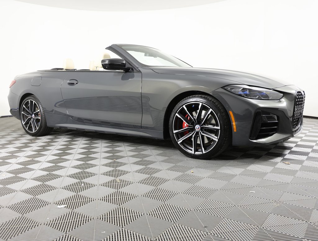 Used 2023 BMW 440i xDrive Convertible w/ Premium Package image 4