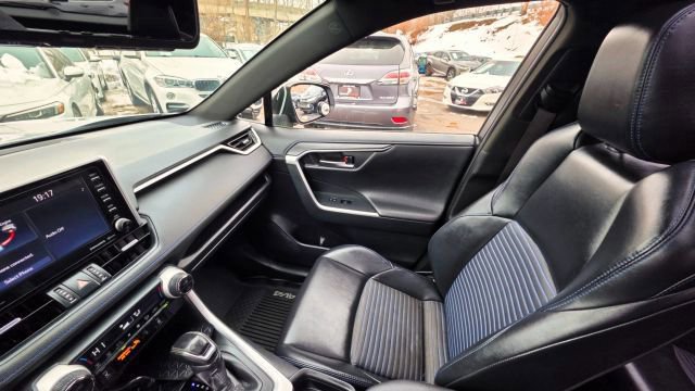 Used 2019 Toyota RAV4 XSE image 12