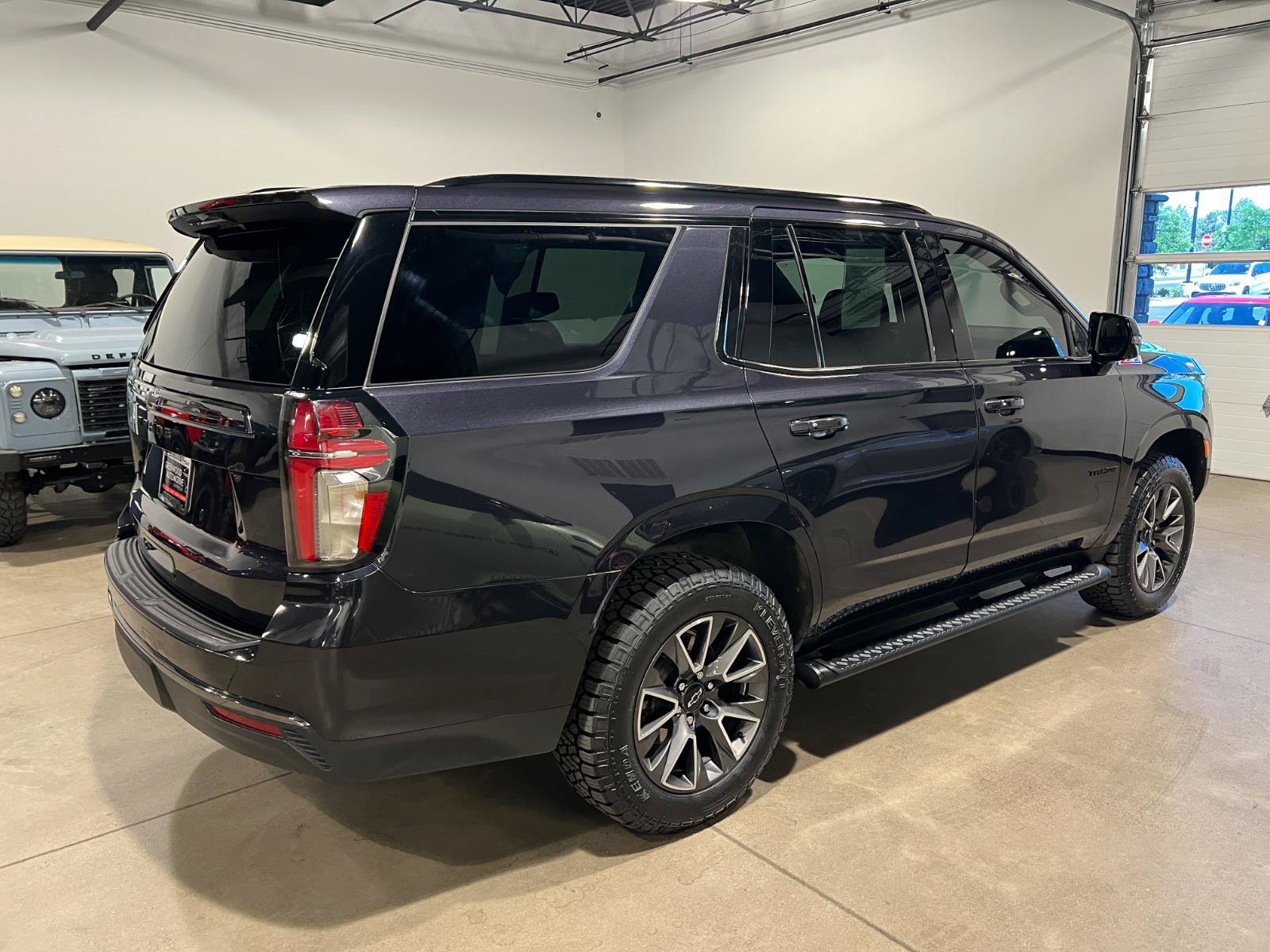 Used 2022 Chevrolet Tahoe Z71 AWD/4WD image 3