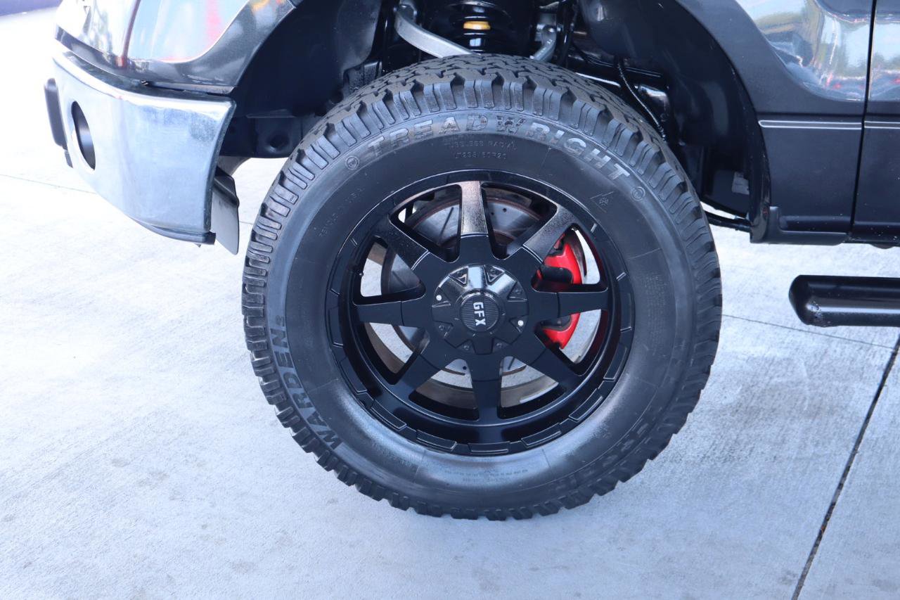 Used 2014 Ford F150 XLT w/ Trailer Tow Package image 12
